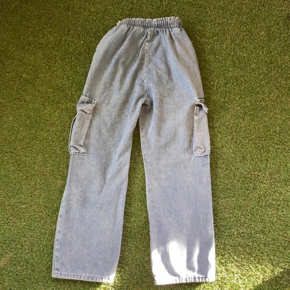 Baggy Cargo Jeans - Picture 2 of 2